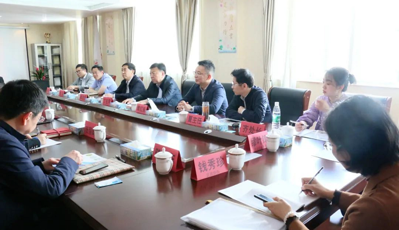 無錫市政協(xié)丁主席率隊來訪求精開展調(diào)研優(yōu)化營商環(huán)境工作